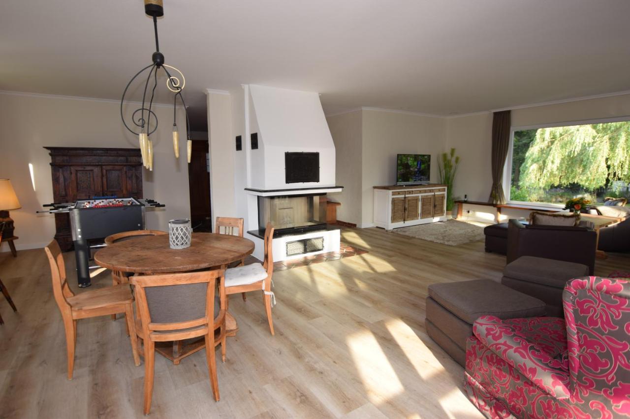 Landhaus Hideaway Mit Aussenpool, Sauna Und Kamin Bosau المظهر الخارجي الصورة